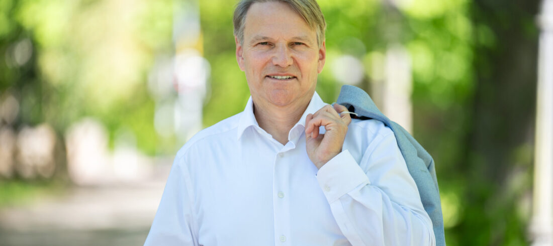 Bürgermeister Oliver Theiß